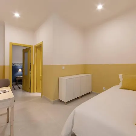 Anjos 55a-two Beds Designer Appartement *