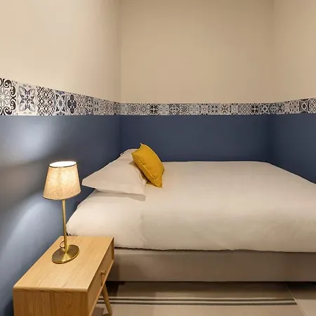 Anjos 55a-two Beds Designer Lisboa